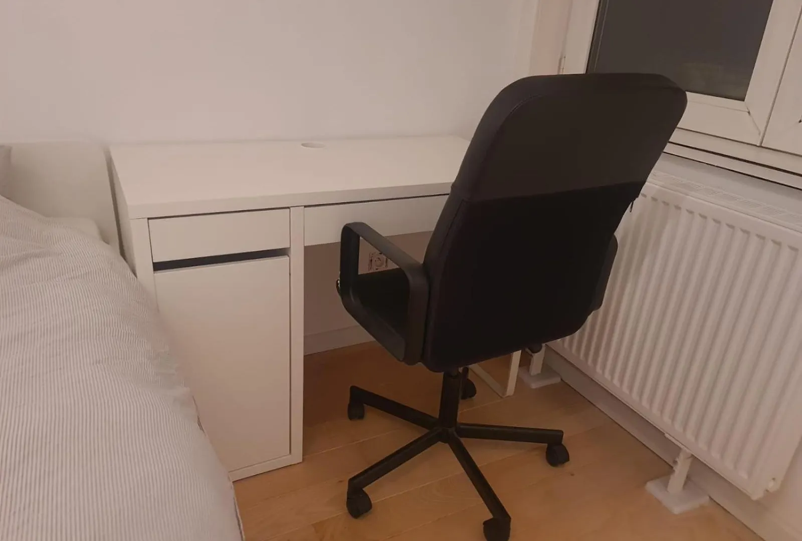 Homestay Bright And Cozy Room Next To The Airport Petit Kampenhout